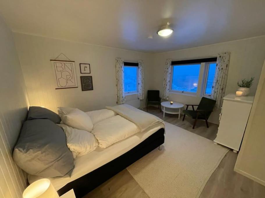 A, The Far End Of Lofoten, Top Apartment. Sørvågen Extérieur photo
