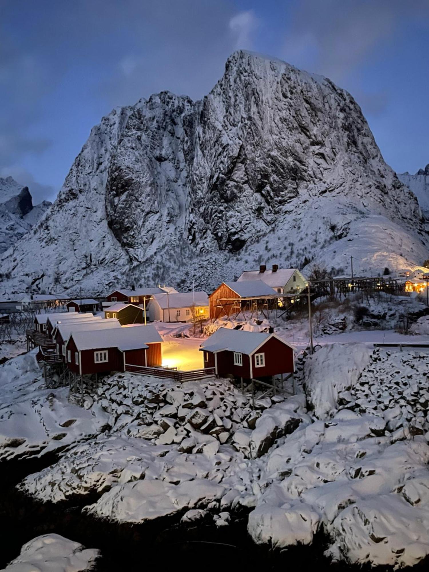 A, The Far End Of Lofoten, Top Apartment. Sørvågen Extérieur photo