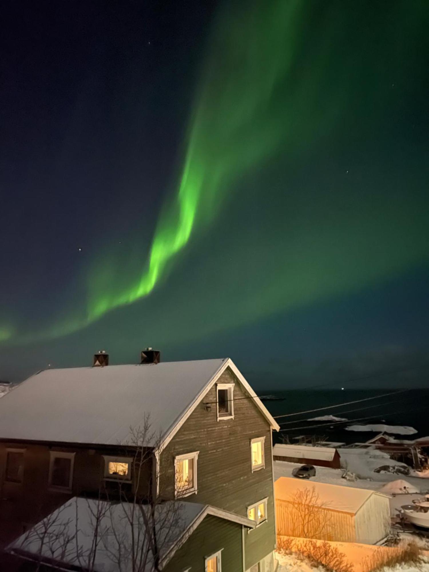 A, The Far End Of Lofoten, Top Apartment. Sørvågen Extérieur photo